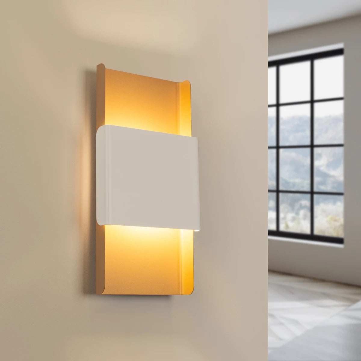 Duralis Gold Wall Lamp