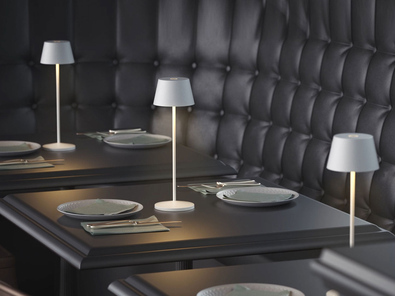 LED2 ROXY tafellamp sfeerbeeld terras