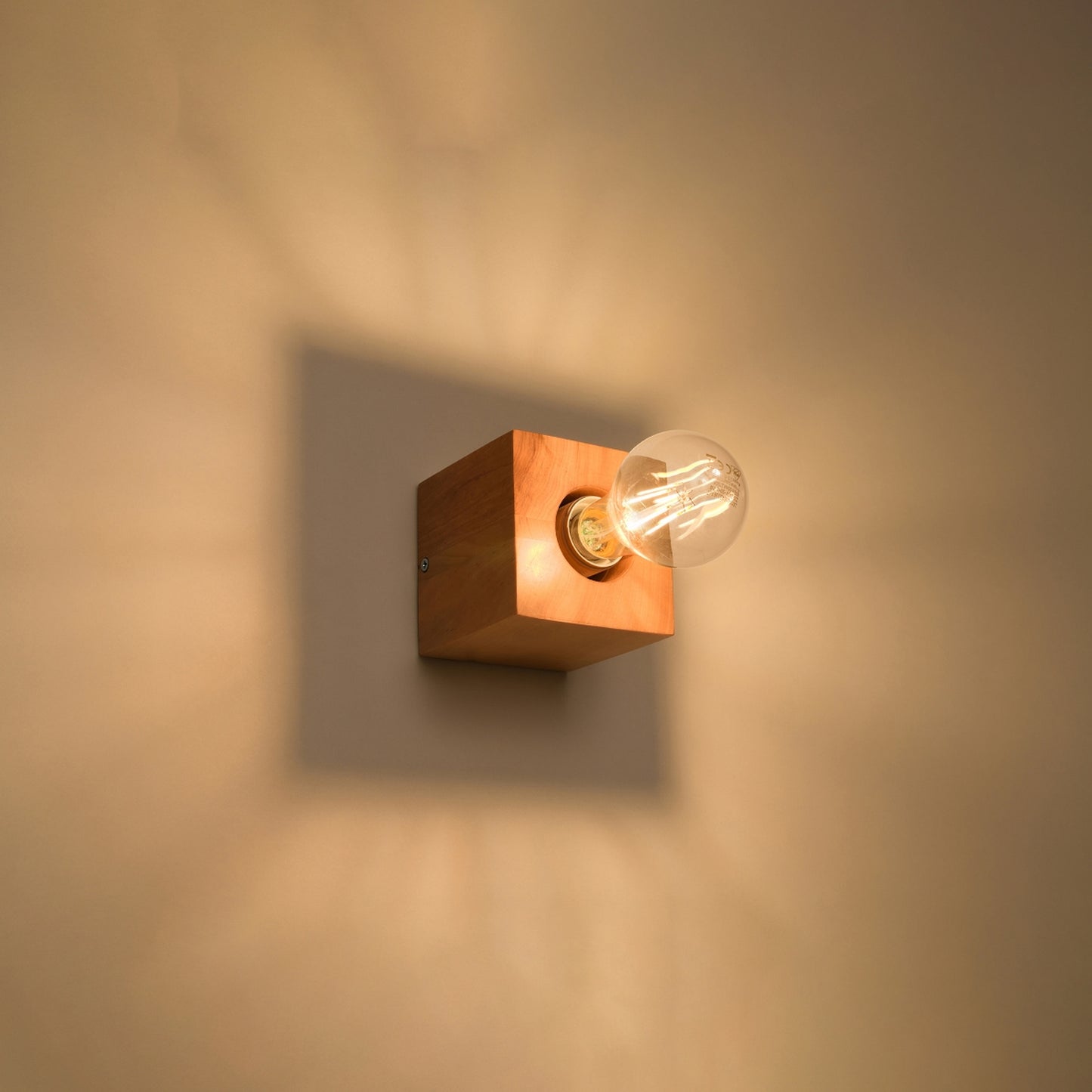 ARIZ vierkante wandlamp naturel hout