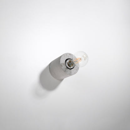 SALGADO cilindrische wandlamp beton