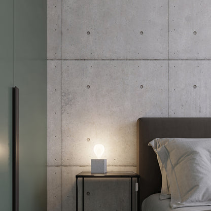 ARIZ vierkante wandlamp beton