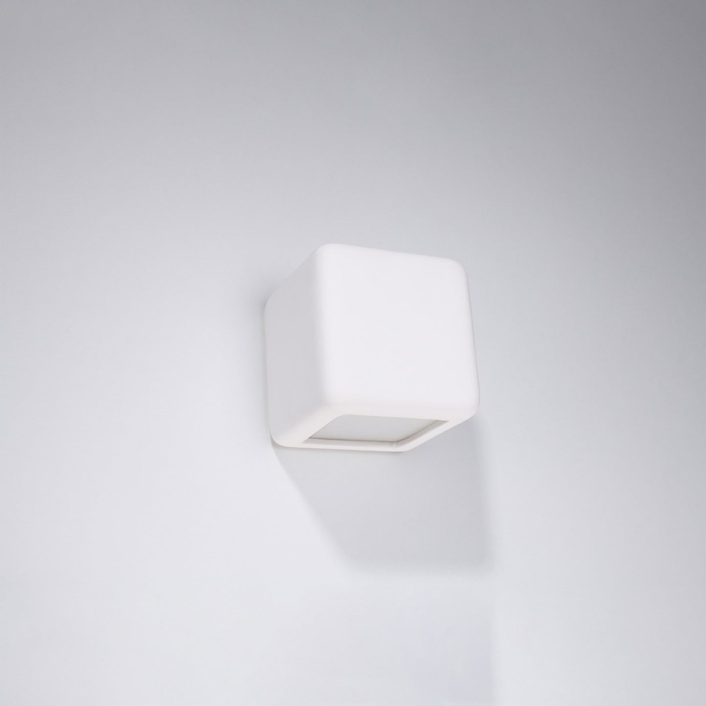 NESTA keramische wandlamp wit