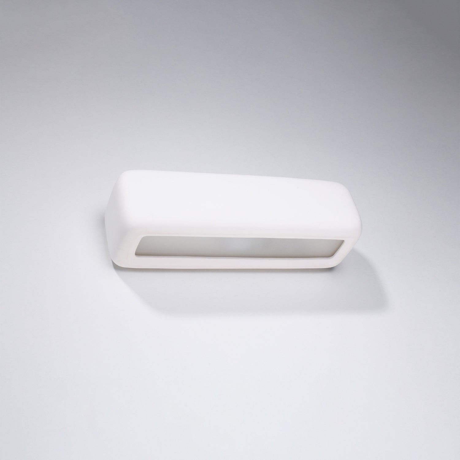 SUBANI keramische wandlamp wit