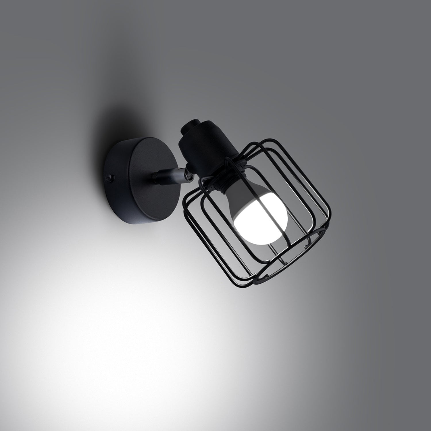 BELUCI wandlamp zwart klein