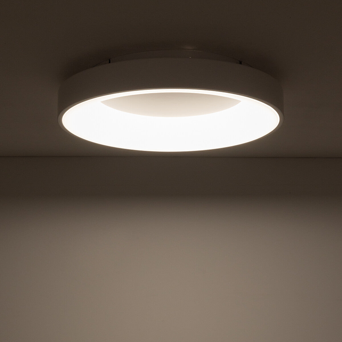 NIKKI ROUND LED ronde plafondlamp sfeerbeeld