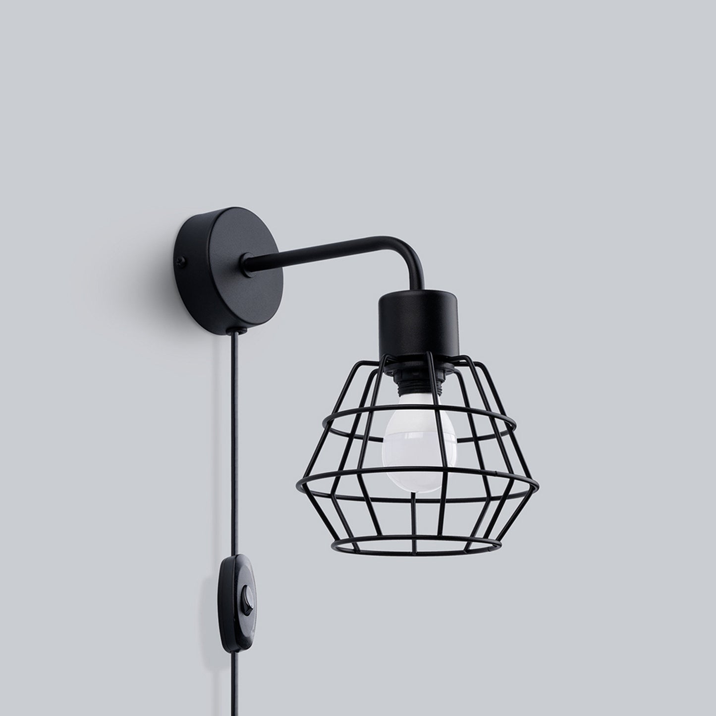 SUBA geometrische wandlamp zwart