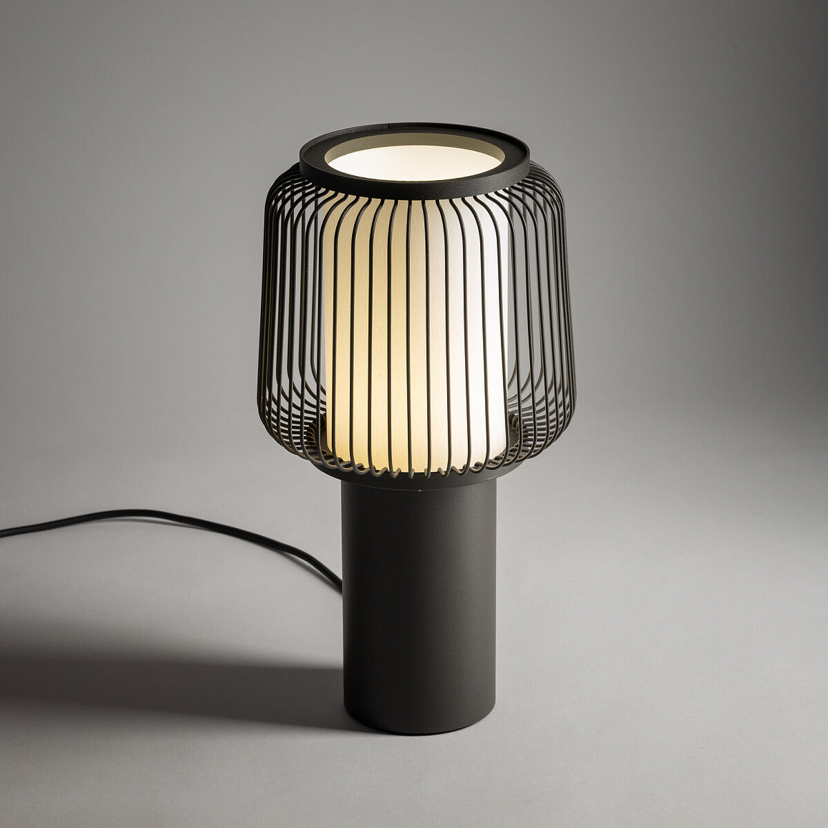 NOME tafellamp umbra grijs sfeerbeeld interieur