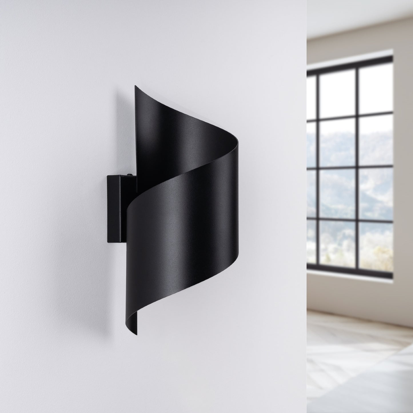 TALASSA design wandlamp zwart