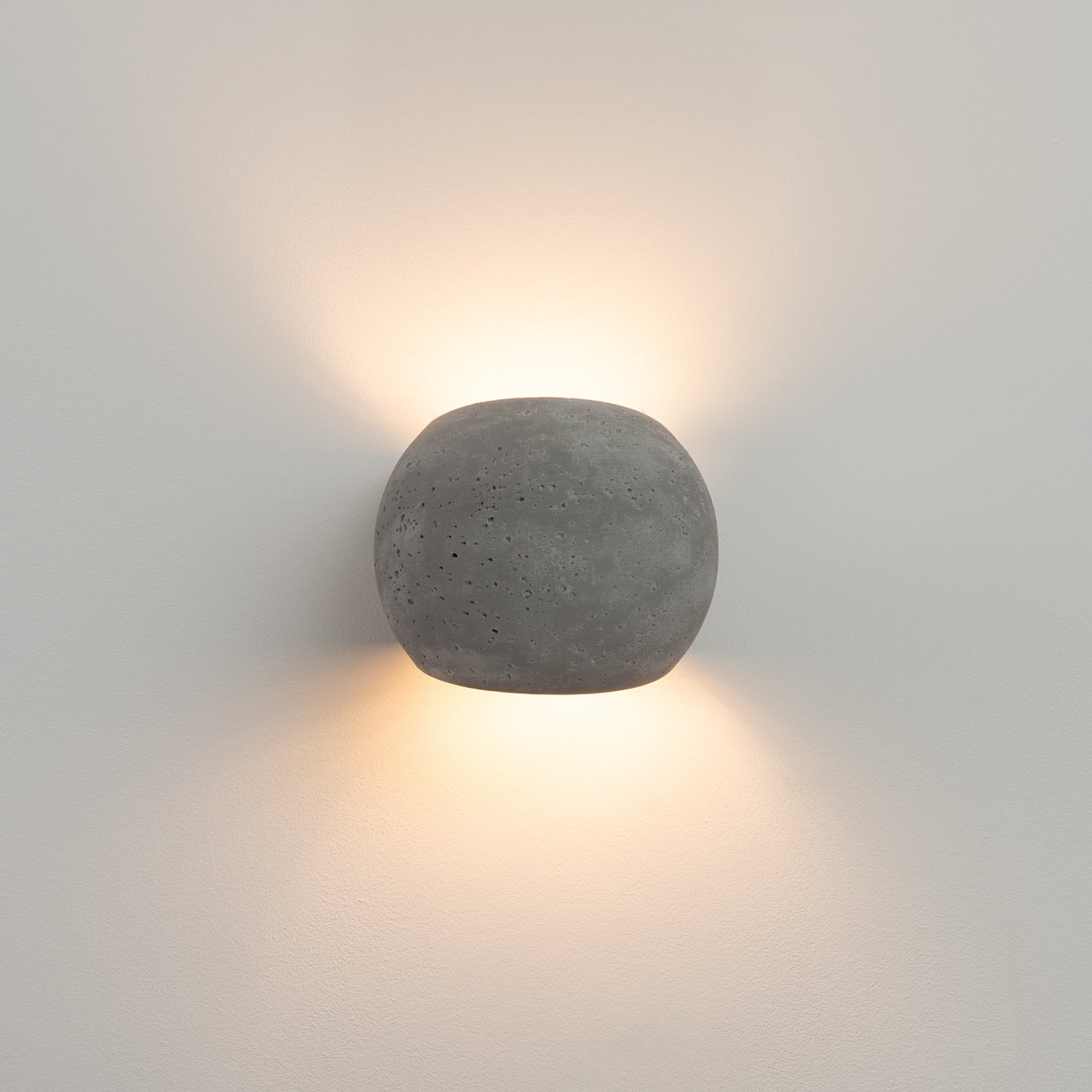 GLOBE beton betonnen wandlamp grijs