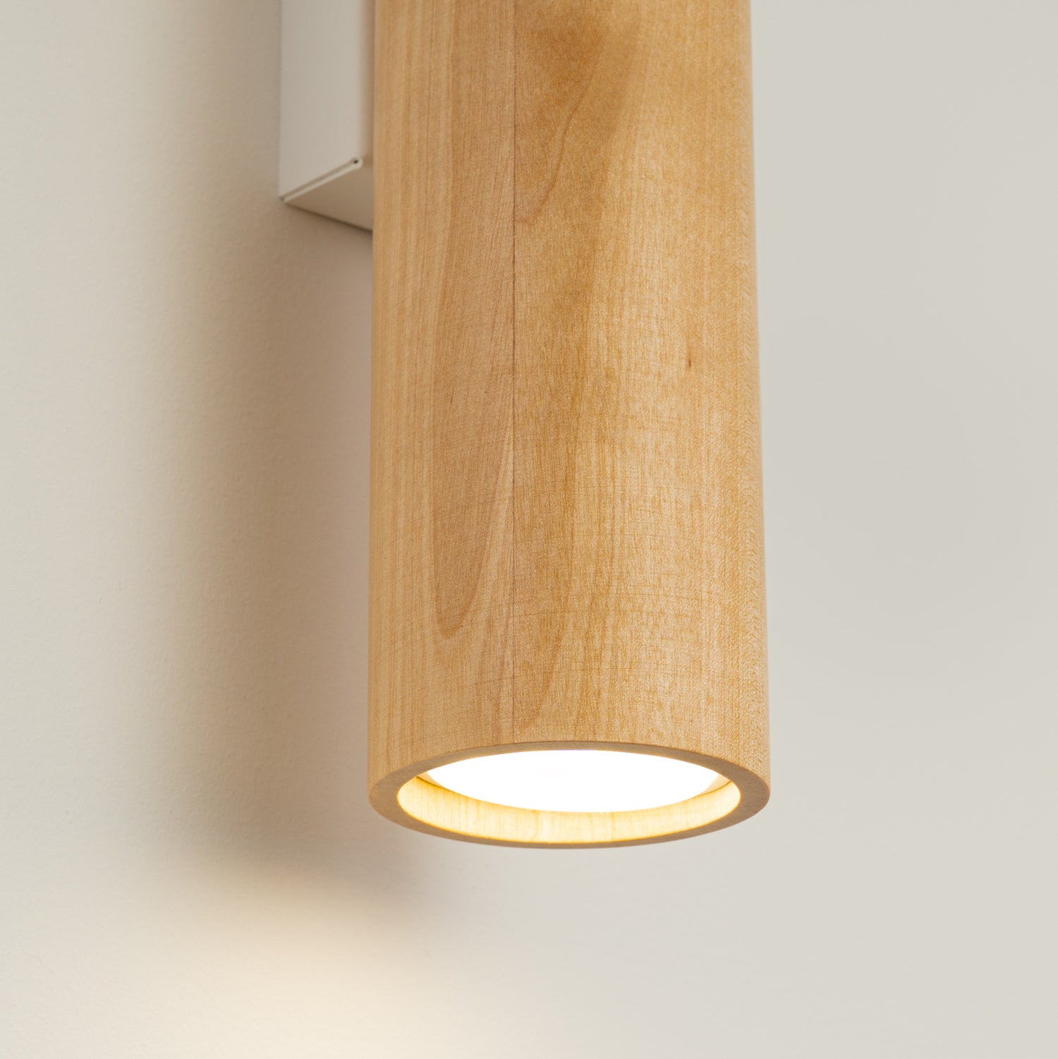 LINO cilindrische wandlamp naturel hout/wit