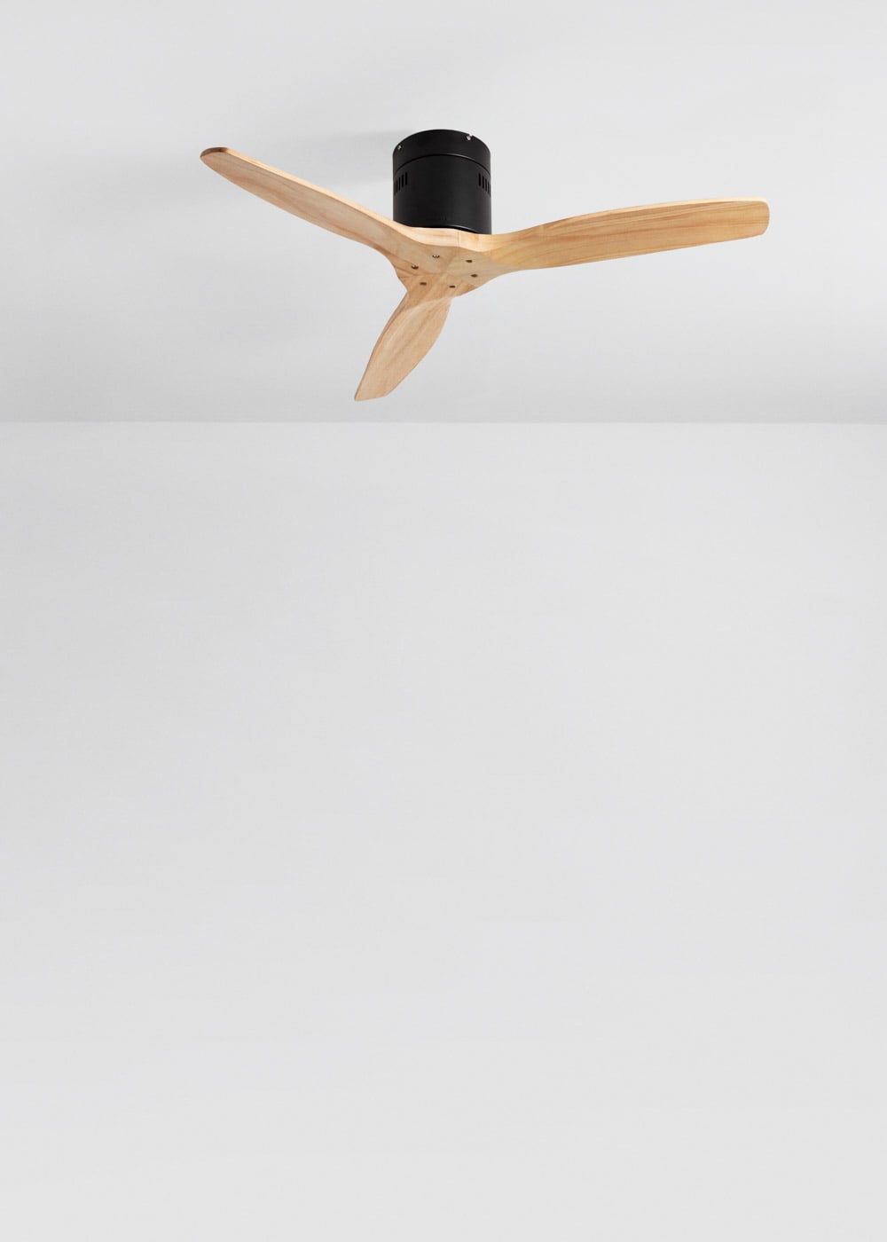Naturavo plafondventilator zwart / licht hout