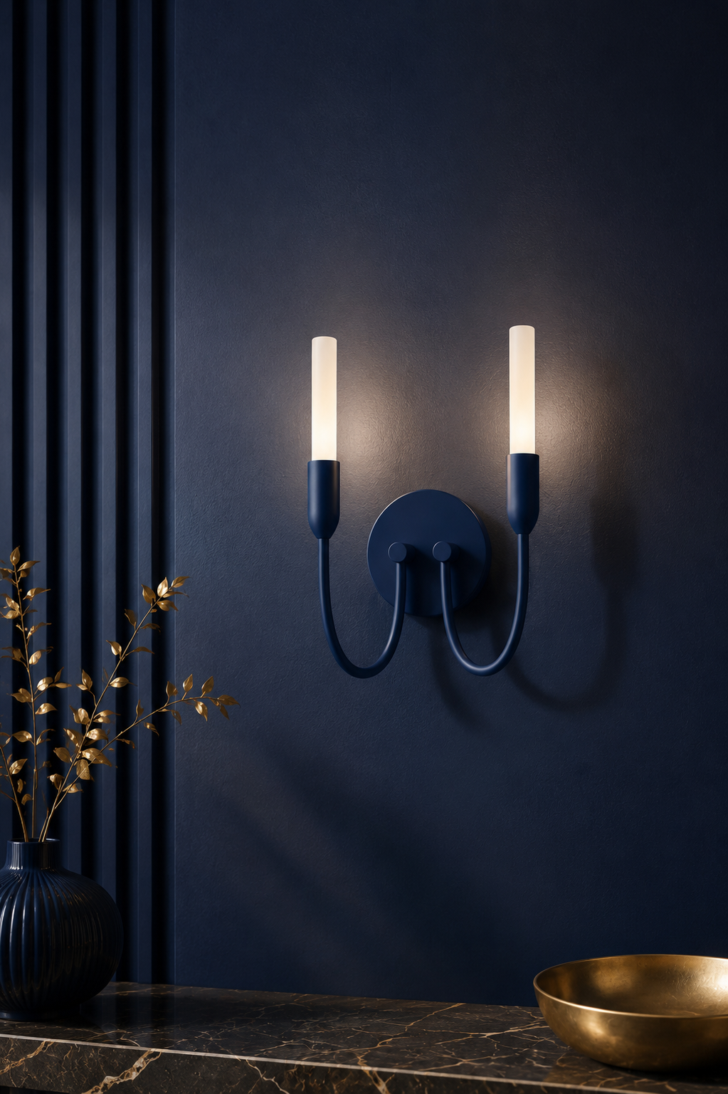 Augustine wandlamp Melkwit-marineblauw