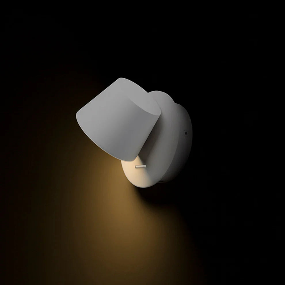 Armenius I – Wandleuchte