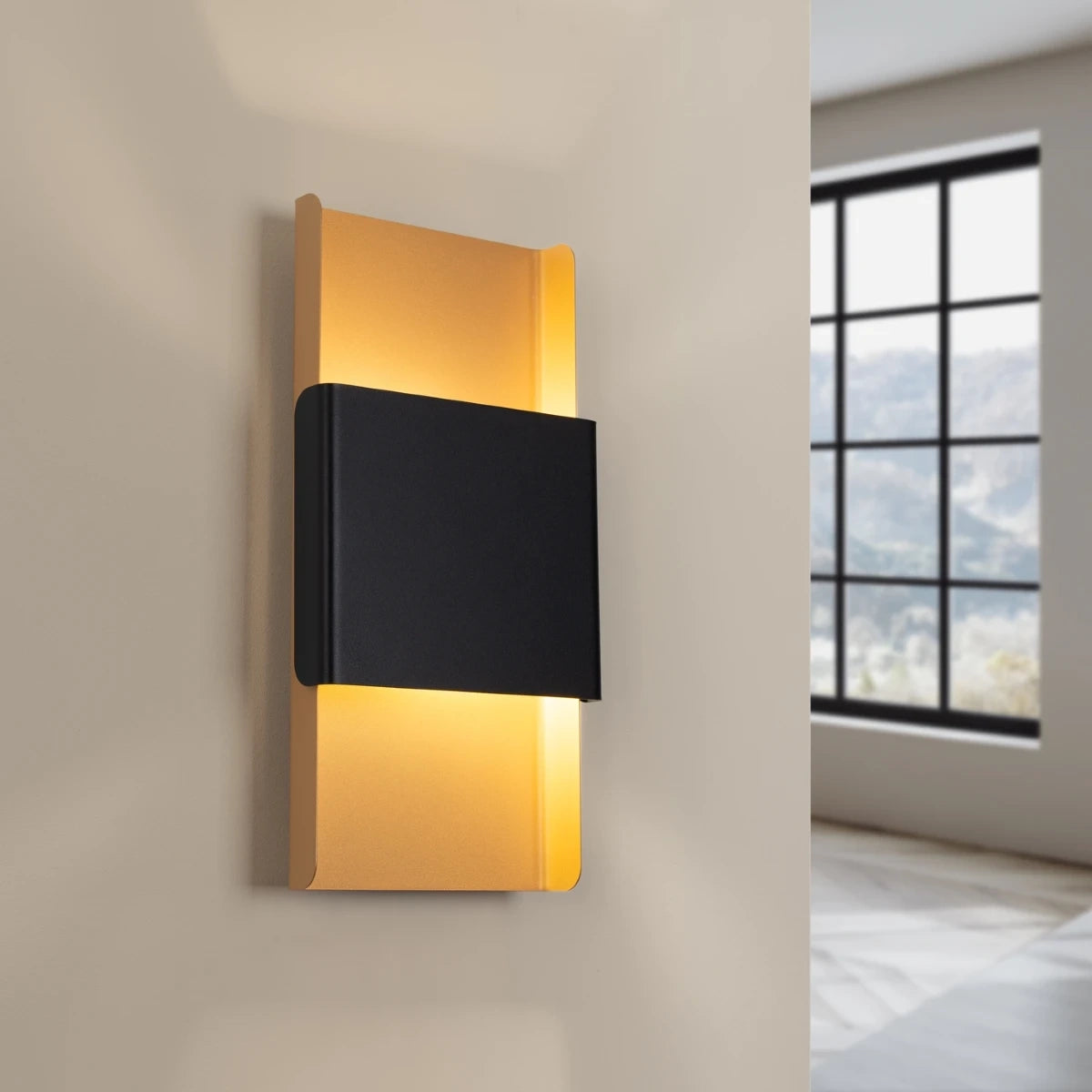 Duralis Gold Wall Lamp