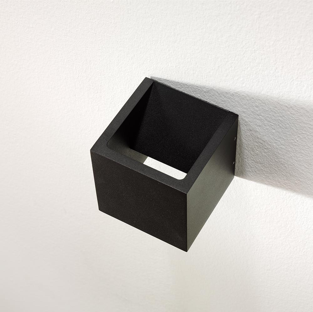 Wandlamp CUBE Dim-To-Warm