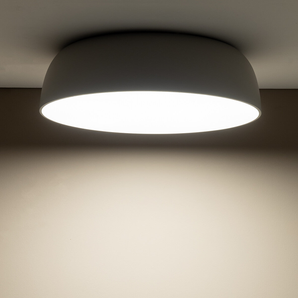 Orbix M Ceiling Lamp