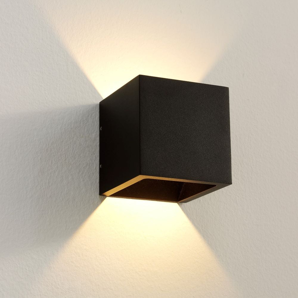 Wandlamp CUBE Dim-To-Warm - Zwart