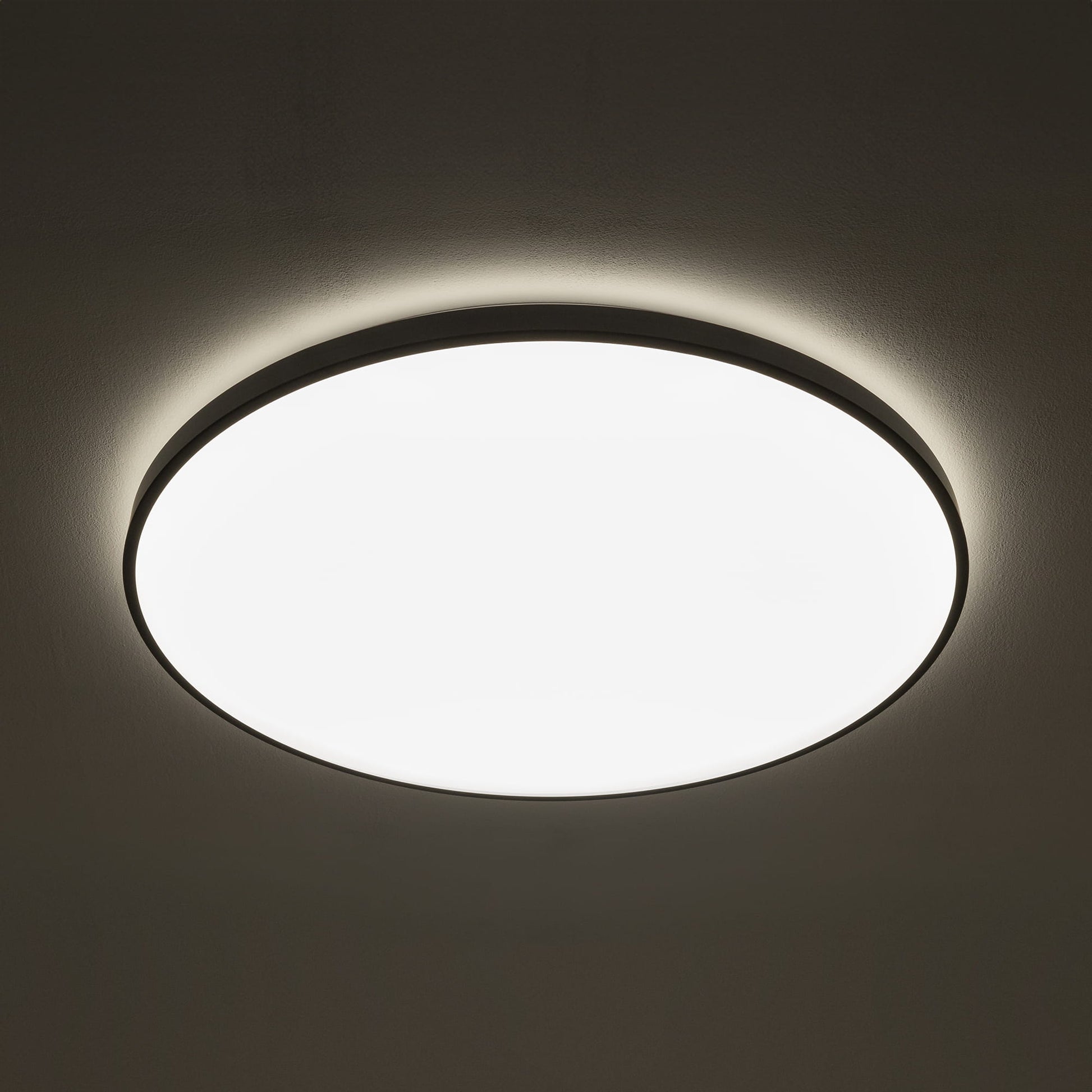 AGNES ROUND LED PRO zwart plafondlamp detail