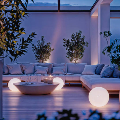 Sferaro solar lichtbol in de tuin