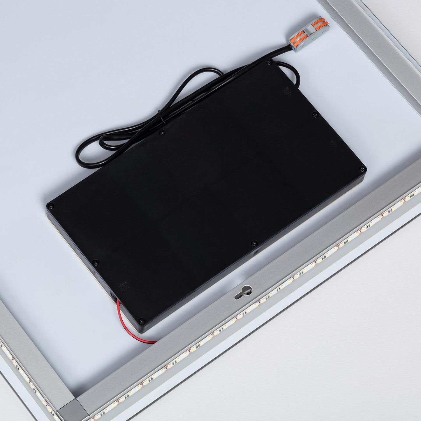 LED badkamerspiegel 78x58 cm Mason