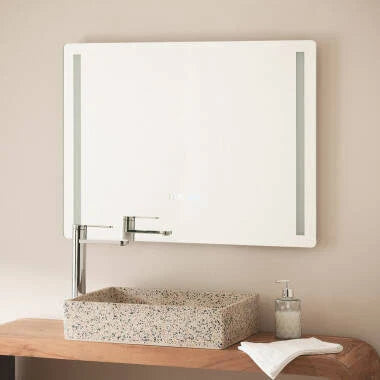 LED badkamerspiegel 60x80 cm klok CCT sfeeropname badkamer
