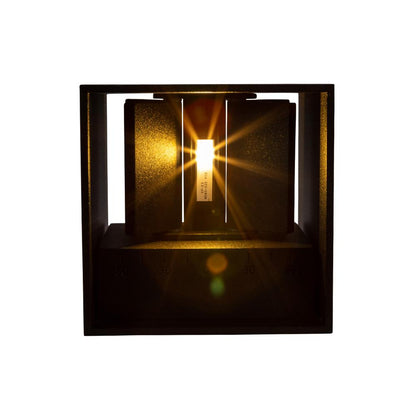 LED wandlamp kubus 10 cm zwart