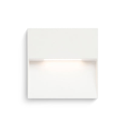 AQILA SQ opbouw wandlamp buiten wit sfeerbeeld trap