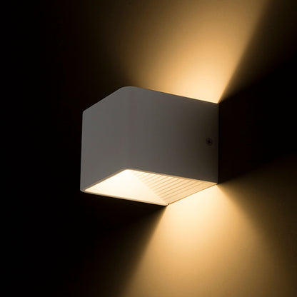 ONYX | kubieke LED wandlamp up en down | 5W 500lm 3000K | wit of zwart