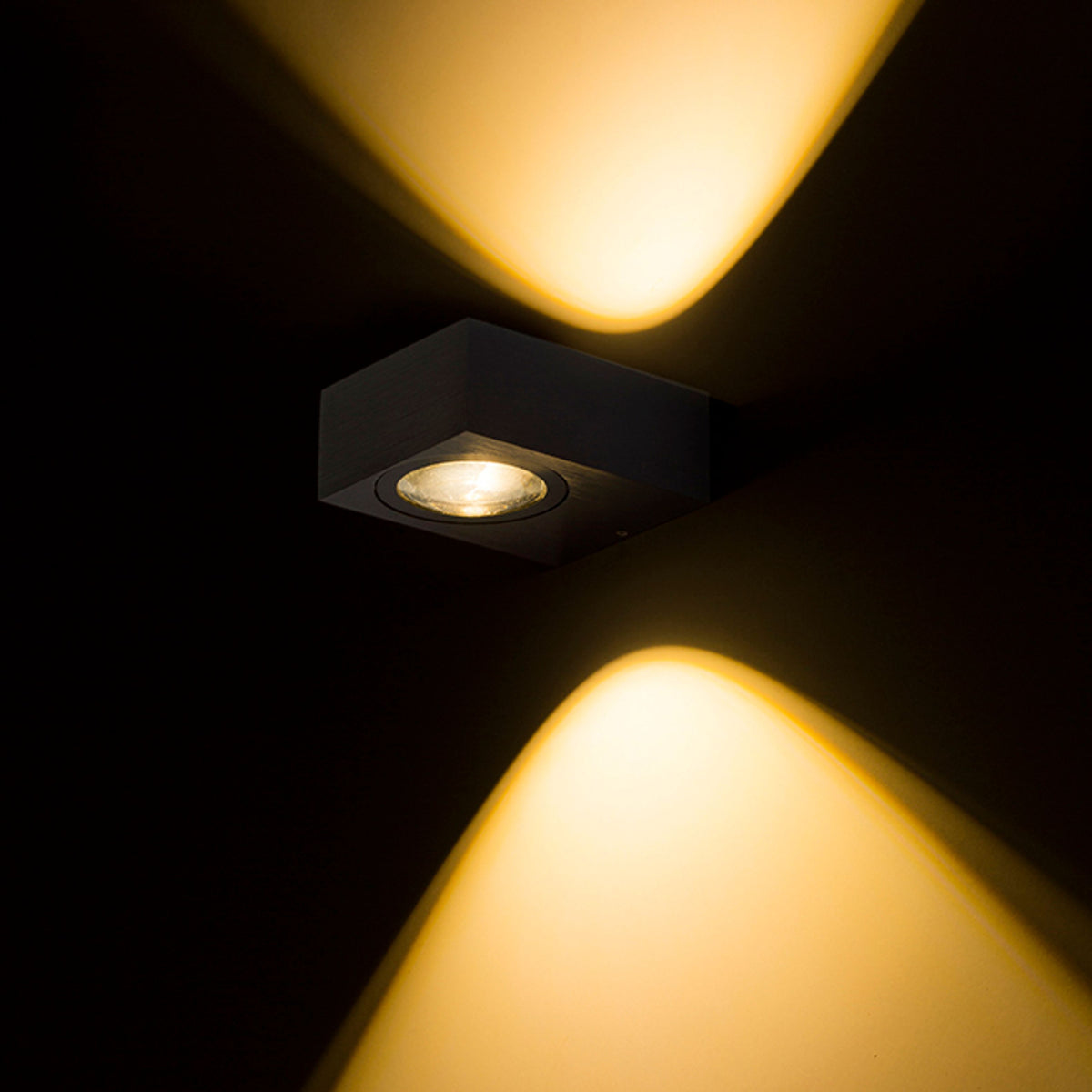 KORSO II | venkovní nástěnné svítidlo up-down | LED 2x3W 780lm | IP54 | 2 barvy