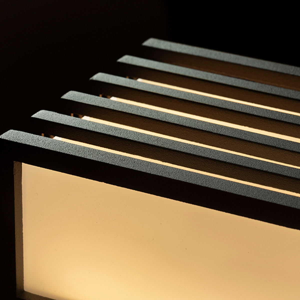 CLAIRE 21 | LED outdoor wall light with long arm | 9W 384lm 3000K | IP54 | anthracite