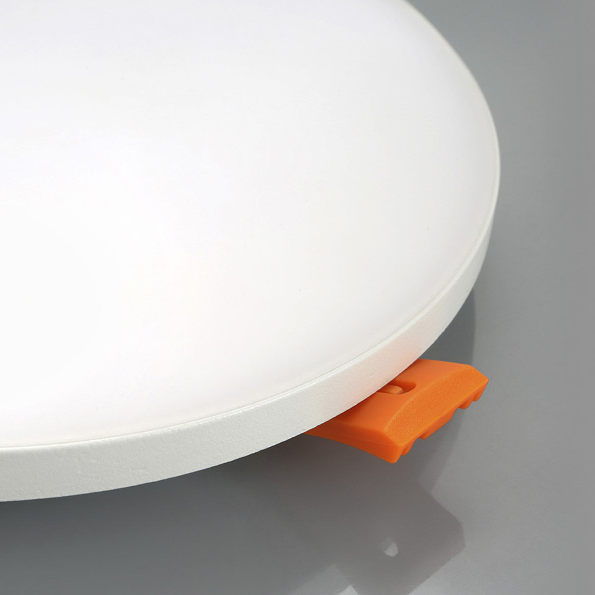 BJORK R 16 | ronde inbouwspot met sierrand | geintegreerde LED 12W 3000K | wit of zwart