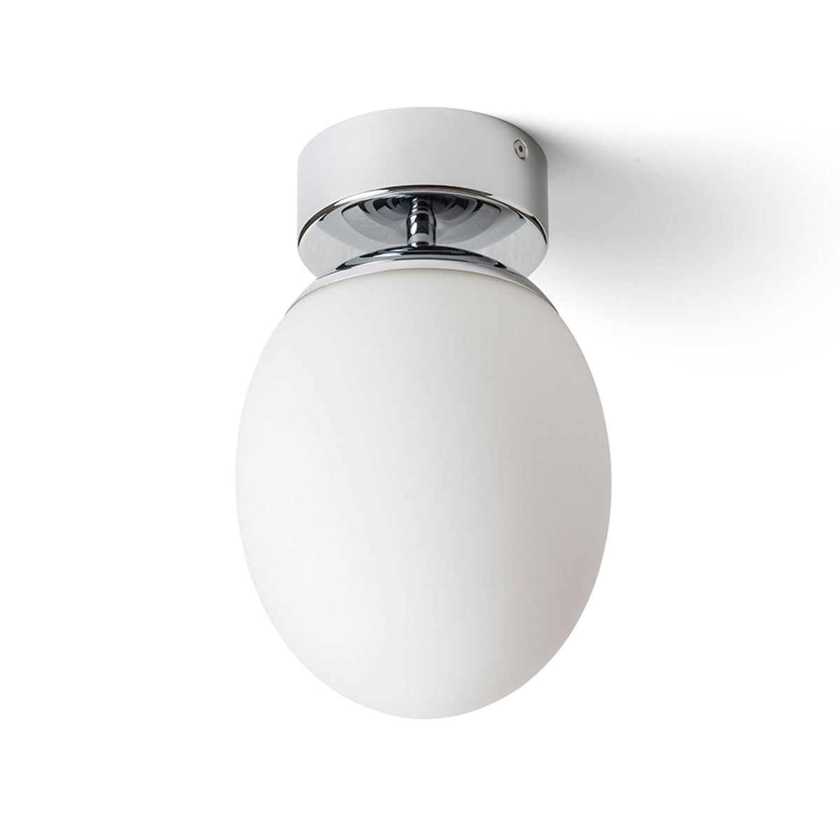 MERINGUE 16 | oval taklampe til bad | E27 | opalglass med krom | IP44 | med eller uten lyskilde