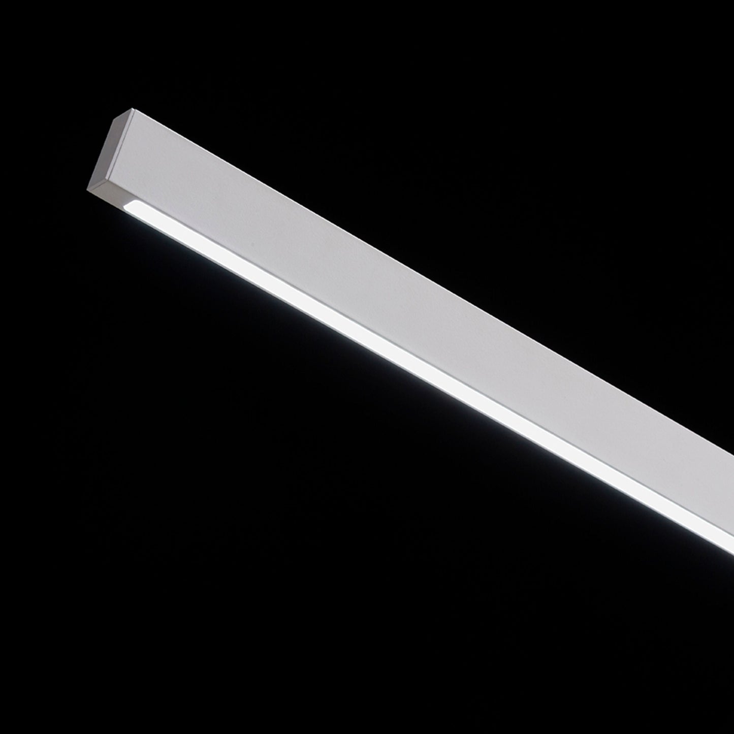 ROD DIMM | slanke LED bureaulamp met CCT-touchdimmer | 5,5W 687lm | 54 cm | 2 kleuren