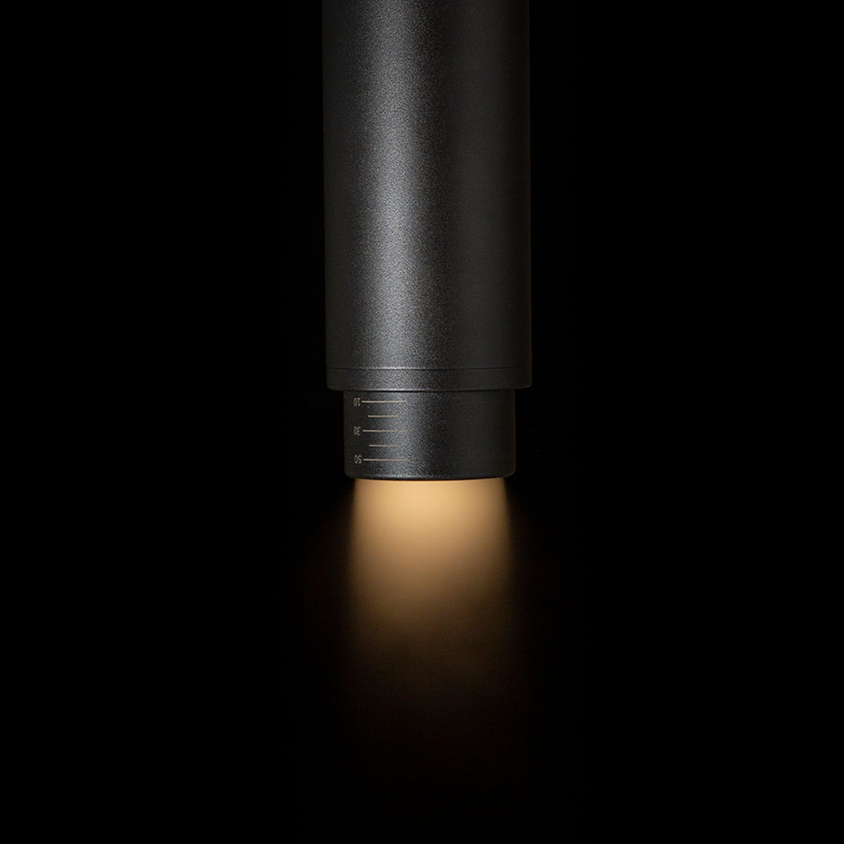 OPTIMUS 2 | opbouwspot met instelbare lichtbundel | GU10 | wit of zwart | met of zonder lichtbron